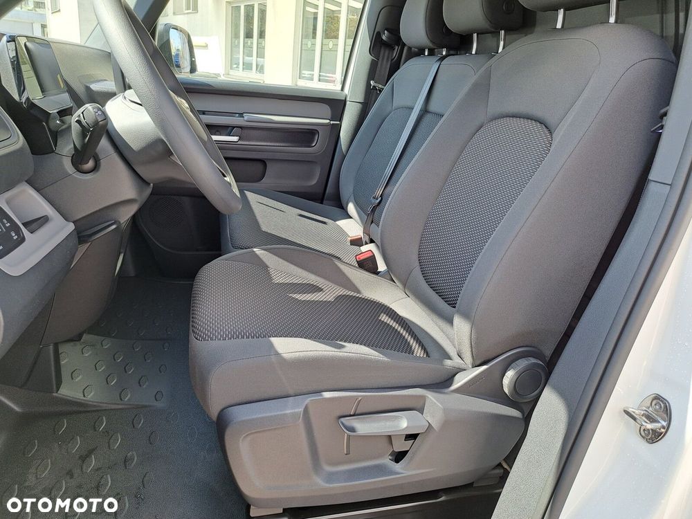 Volkswagen ID. Buzz - 12