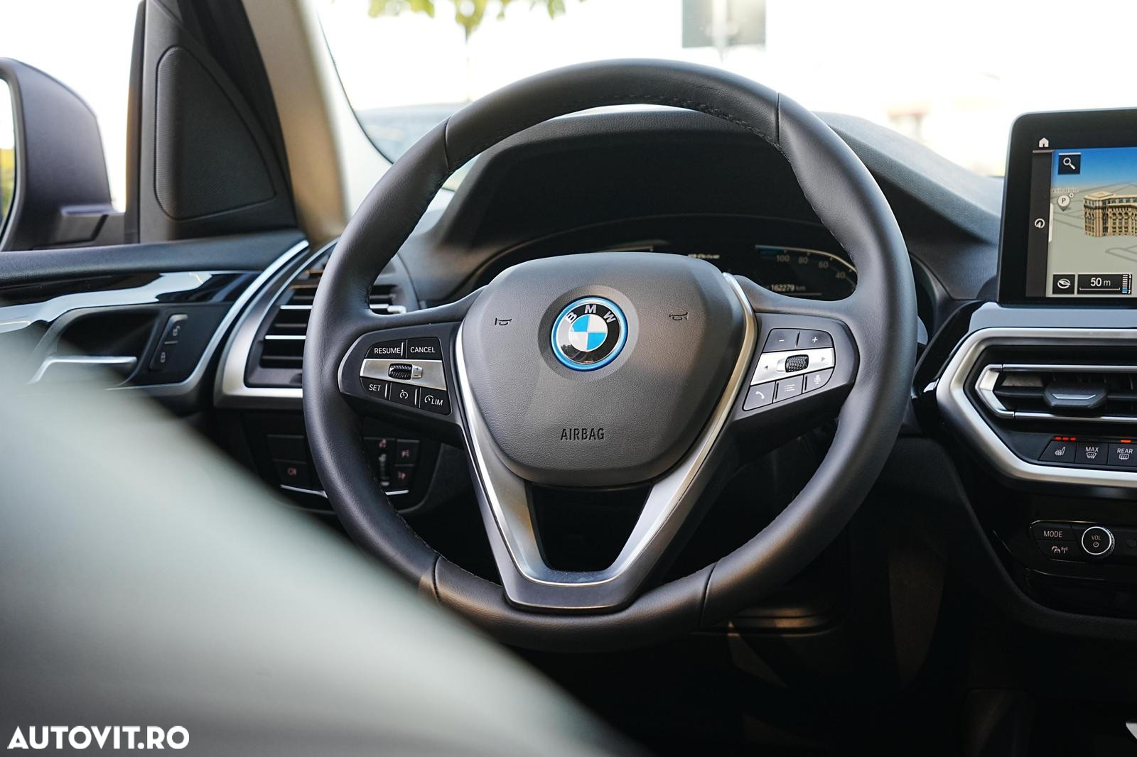 BMW X3 xDrive30e AT PHEV - 15