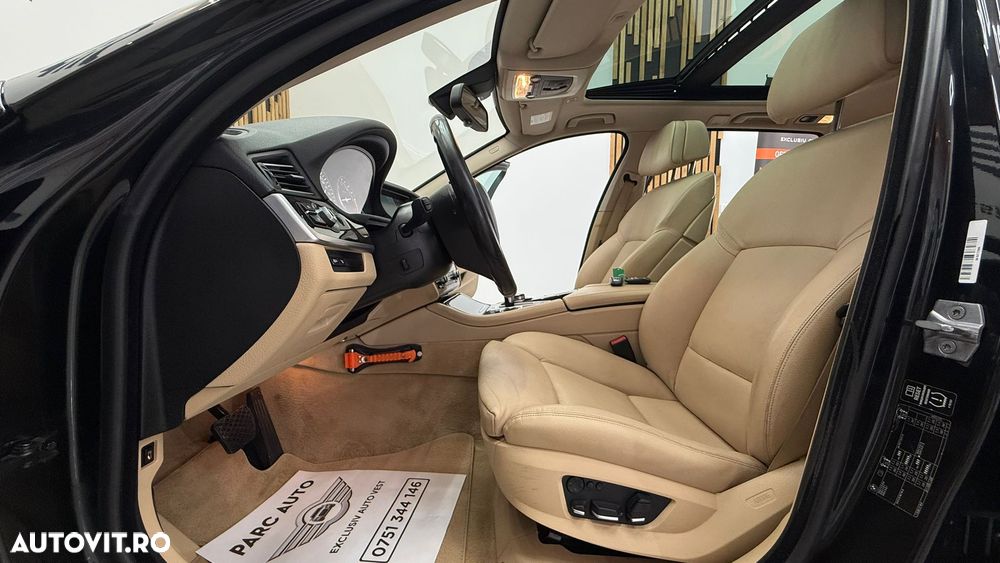BMW Seria 5 530d Sport-Aut. - 16