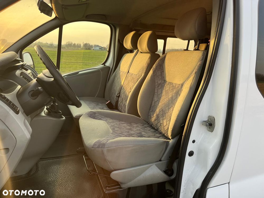 Opel Vivaro - 28