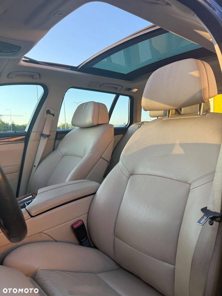 BMW Seria 5 - 16