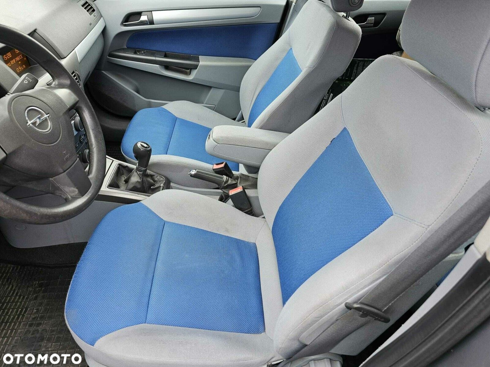 Opel Astra - 11