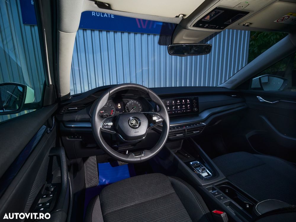 Skoda Octavia 1.6 TDI DSG Ambition - 28
