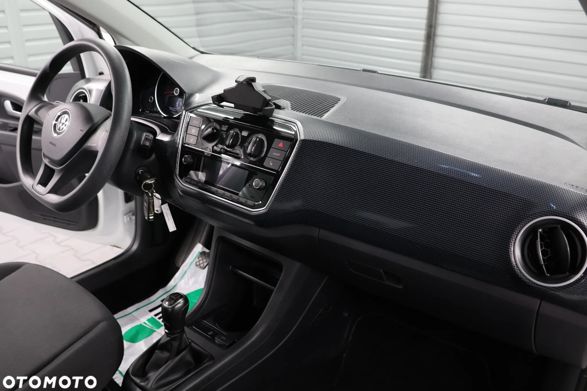 Volkswagen up! 1.0 move - 10