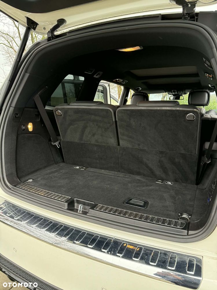 Mercedes-Benz GLS - 16