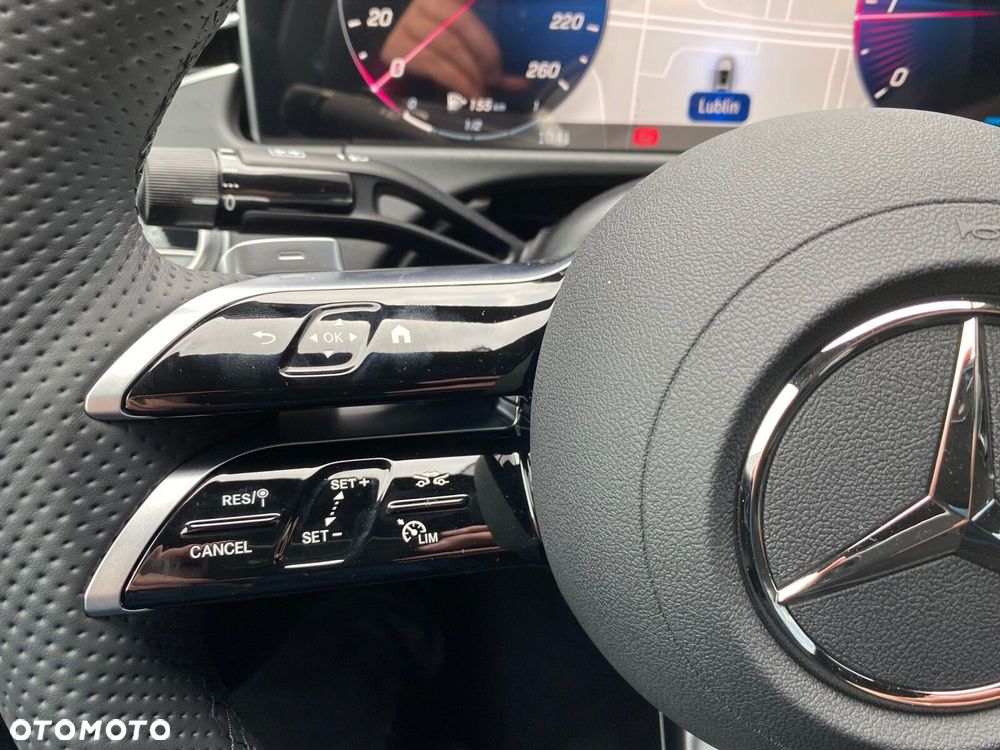 Mercedes-Benz Klasa E - 13