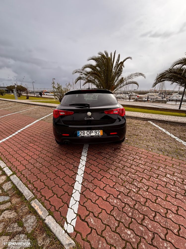 Alfa Romeo Giulietta 1.6 JTDM Exclusive - 23