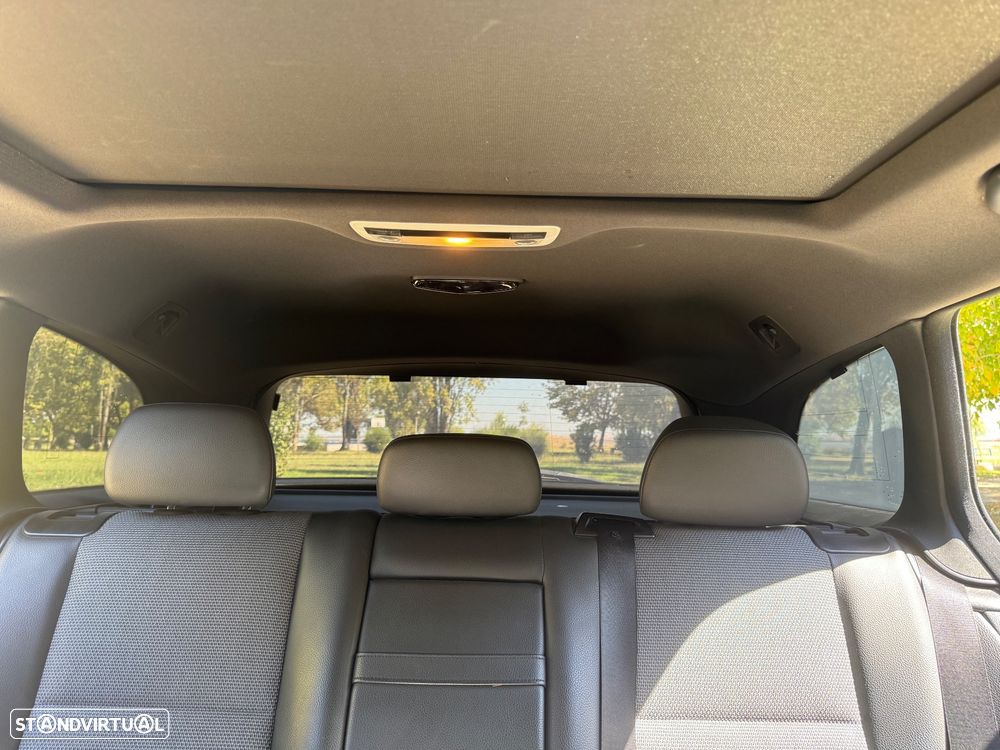 Mercedes-Benz C 220 CDi Avantgarde BlueEfficiency - 36