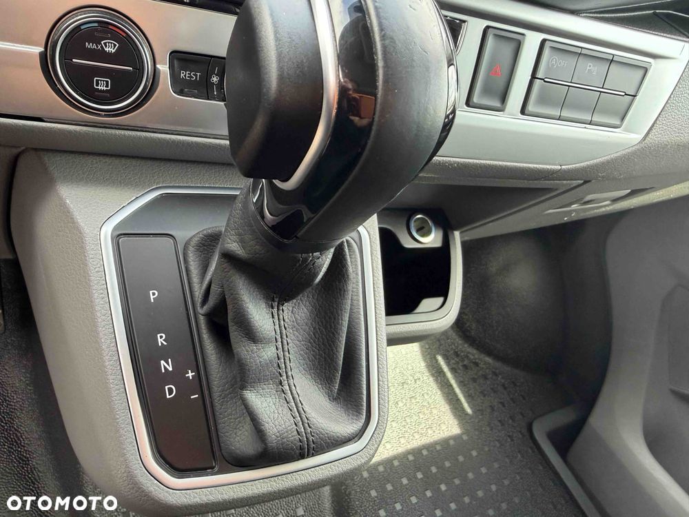Volkswagen Caravelle 2.0 TDI L2 Highline DSG - 10