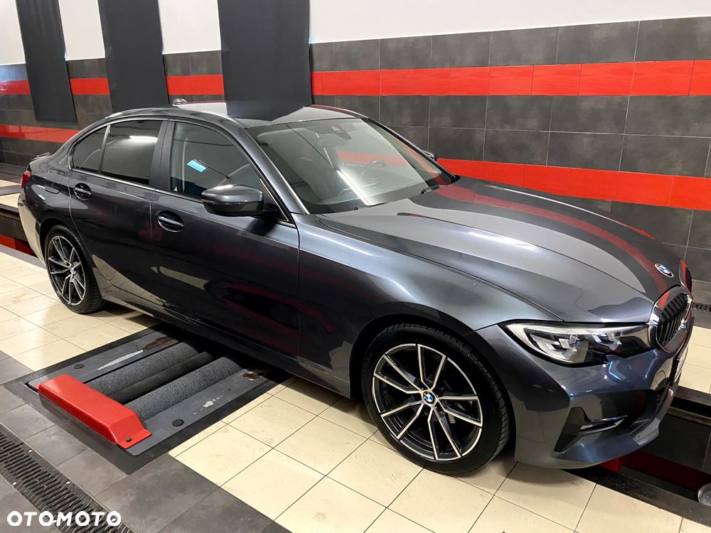 BMW Seria 3 320d Sport - 5