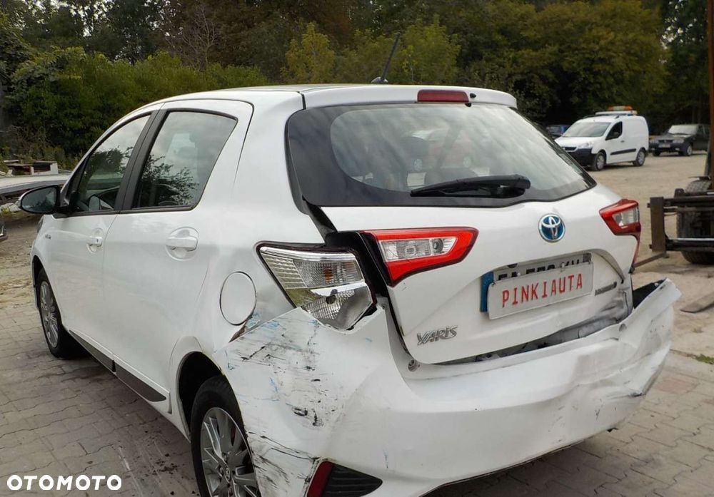 Toyota Yaris - 7