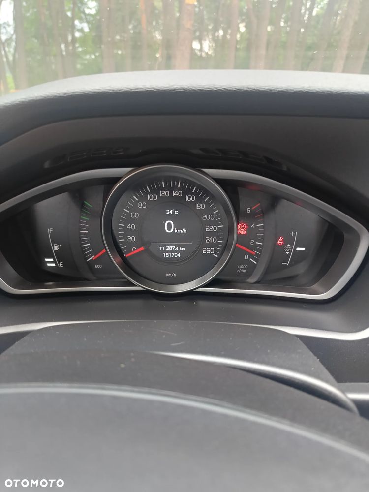 Volvo V40 D2 Drive-E Kinetic - 9