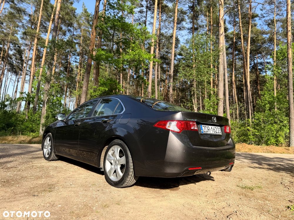 Honda Accord 2.0 Elegance - 2