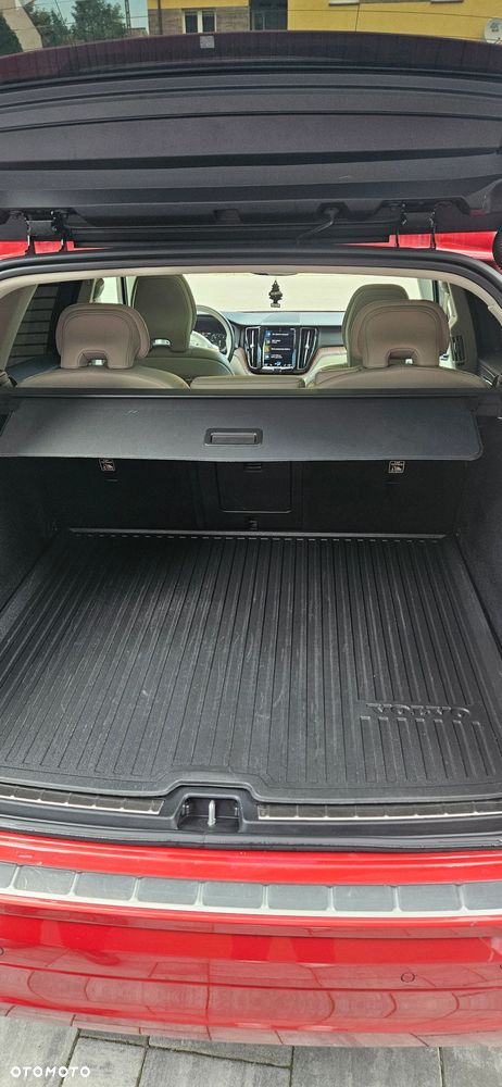 Volvo XC 60 T5 AWD Momentum - 7