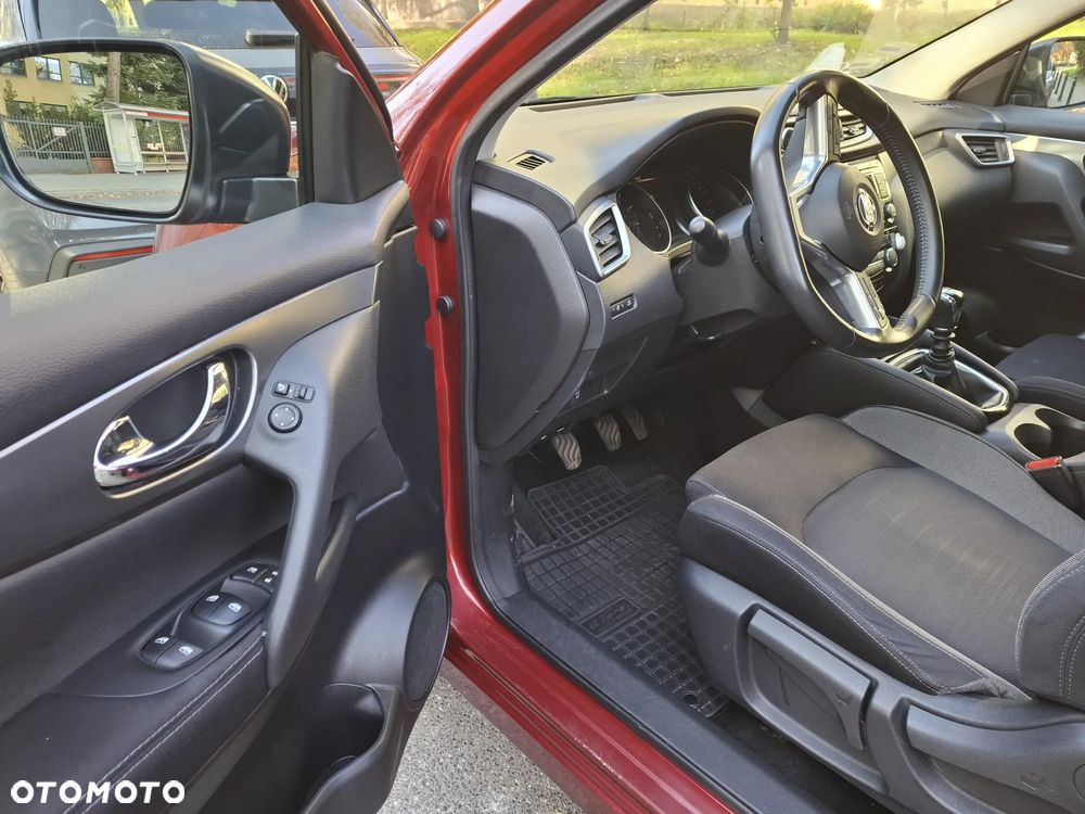Nissan Qashqai - 24