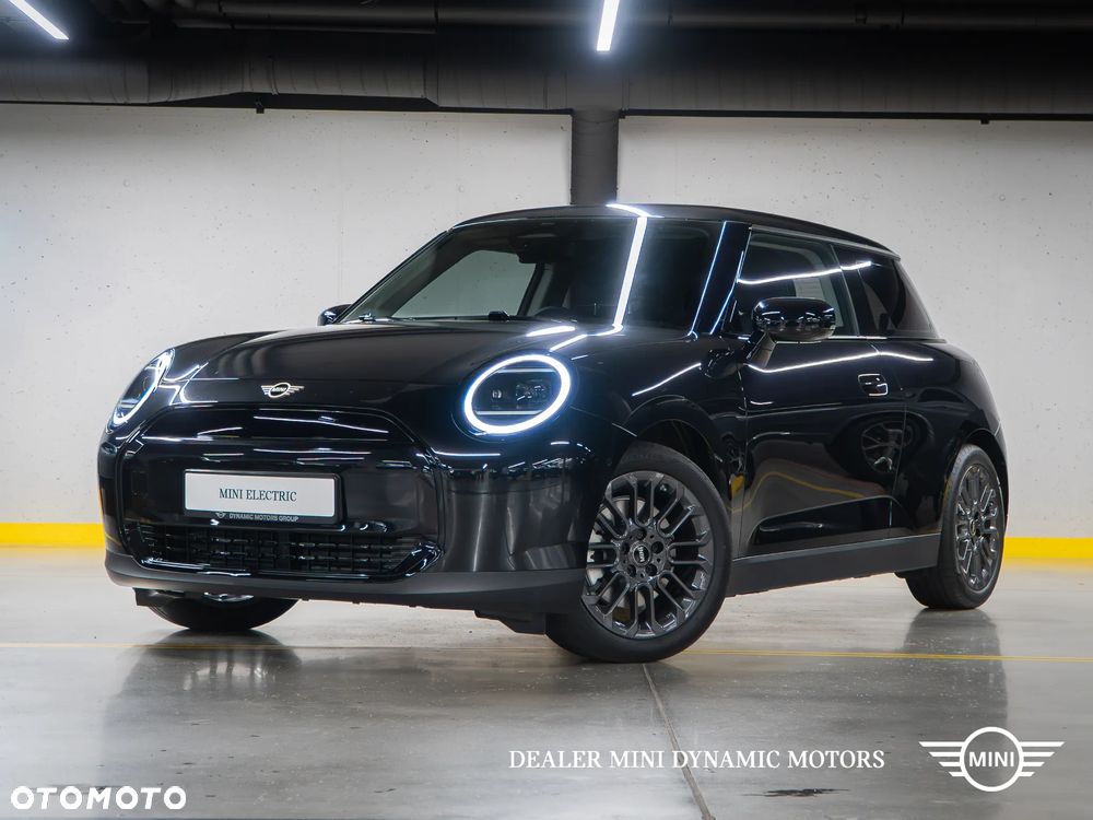 MINI Cooper E Essential Trim - 7