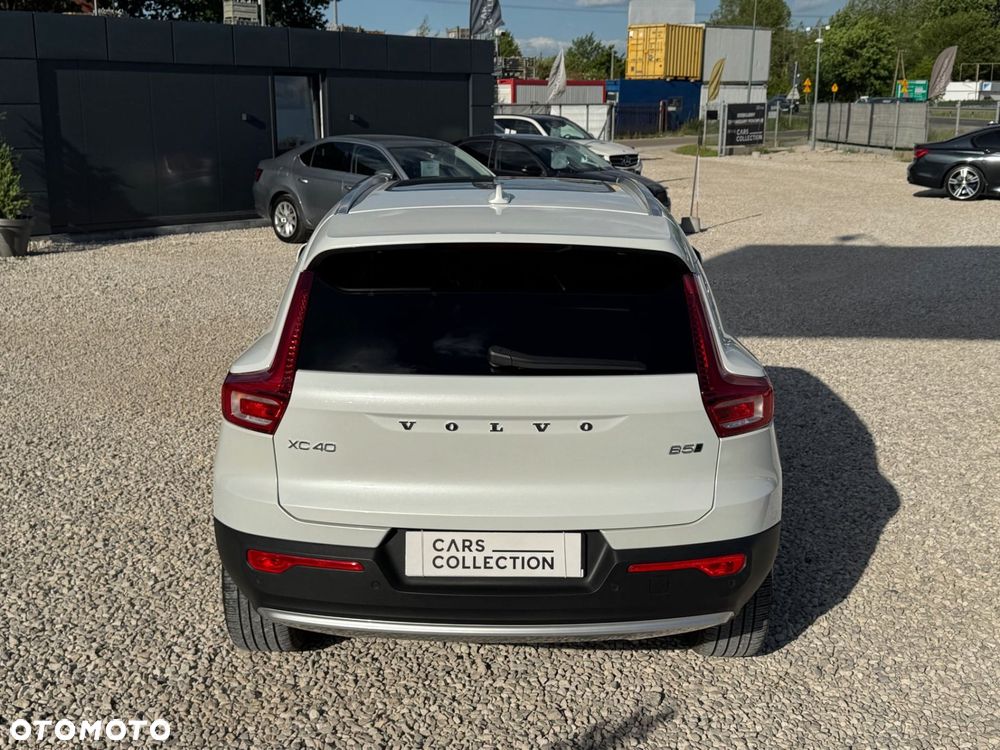 Volvo XC 40 - 6