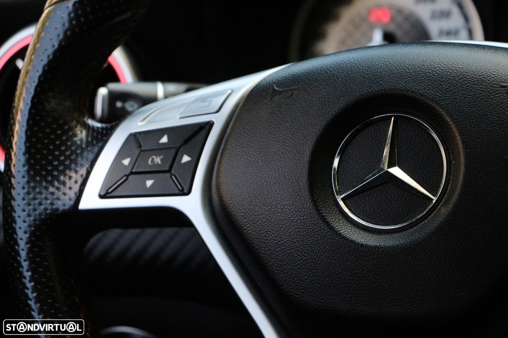 Mercedes-Benz A 200 CDi BE AMG Line - 13