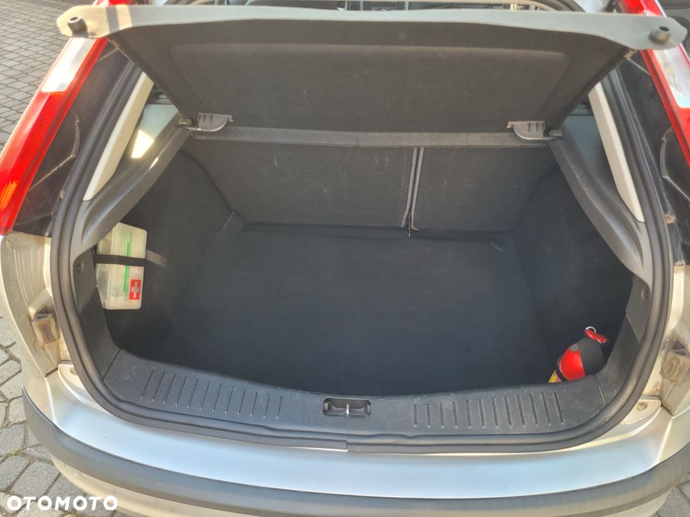 Ford Focus 1.6 FX / Amber X - 8