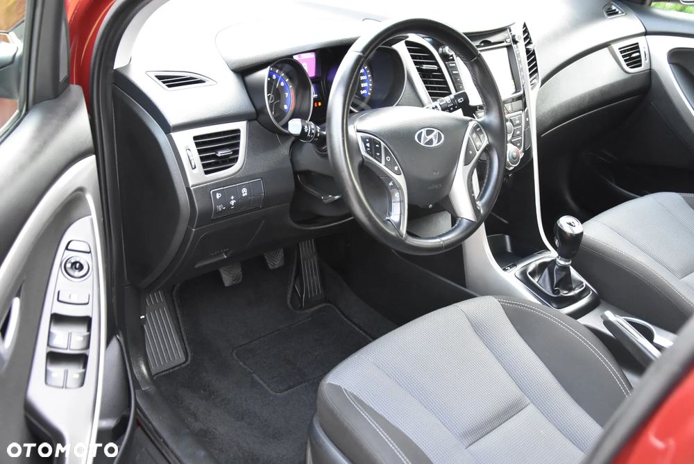 Hyundai i30 blue 1.4 YES Gold - 22