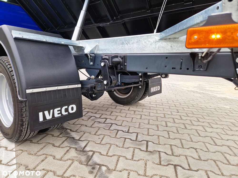 Iveco DAILY - 27