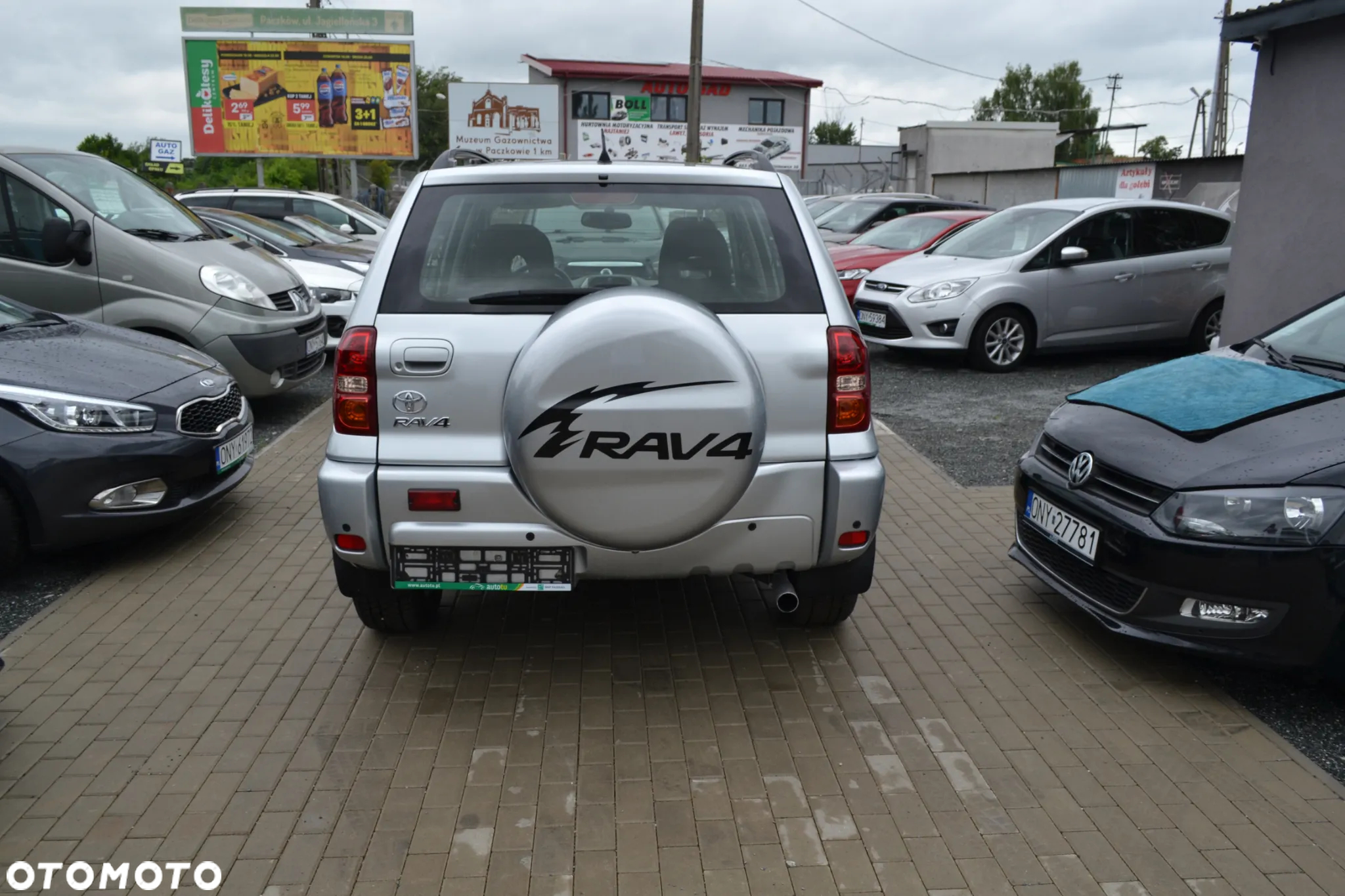 Toyota RAV4 2.0 D-4D 4x4 - 10
