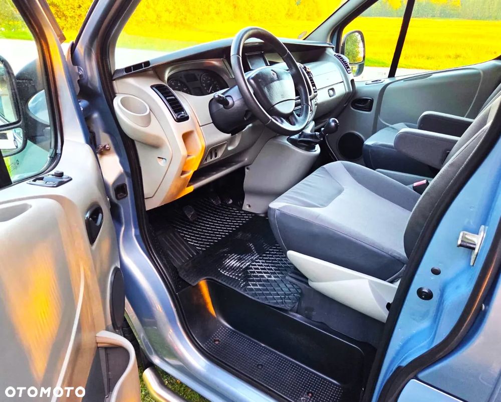 Renault Trafic - 19