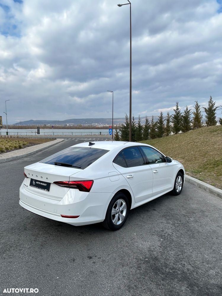 Skoda Octavia 2.0 TDI Ambition - 4