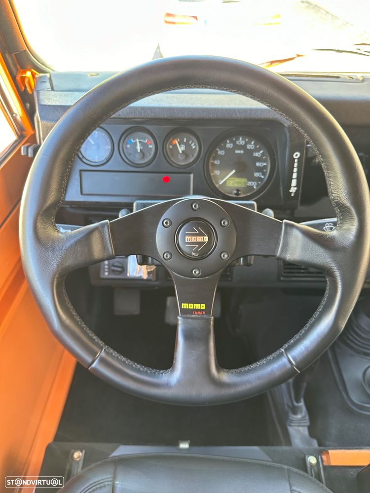 Land Rover Defender 110 S Limited - 12