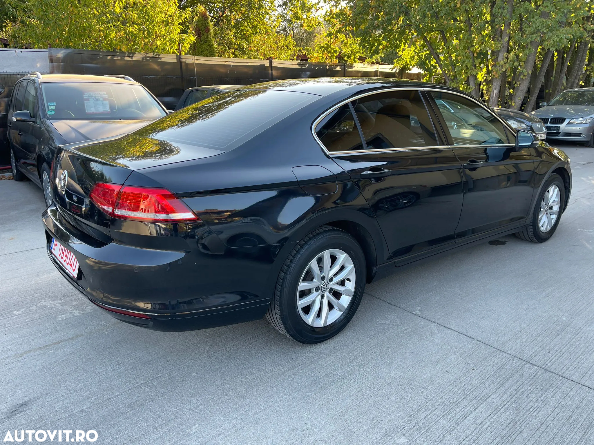 Volkswagen Passat 1.5 TSI ACT Advance - 3