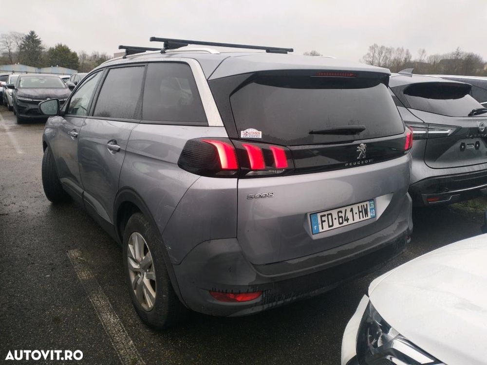 Peugeot 5008 PureTech 130 EAT8 Stop & Start Active Business-Paket - 5