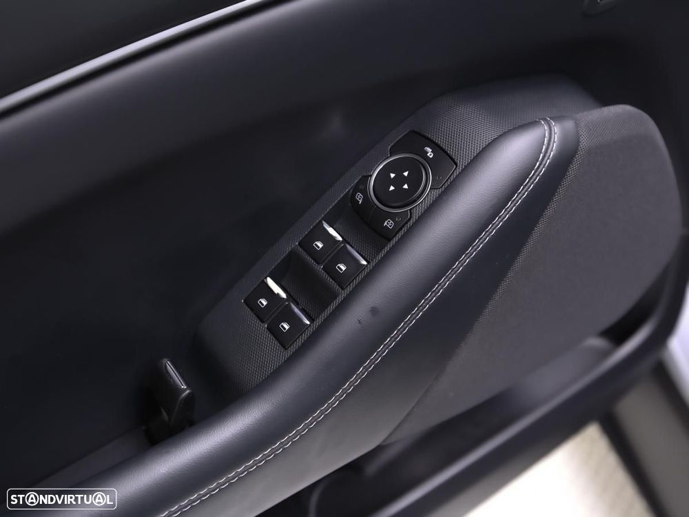 Ford Mustang Mach-E Alargada - 15