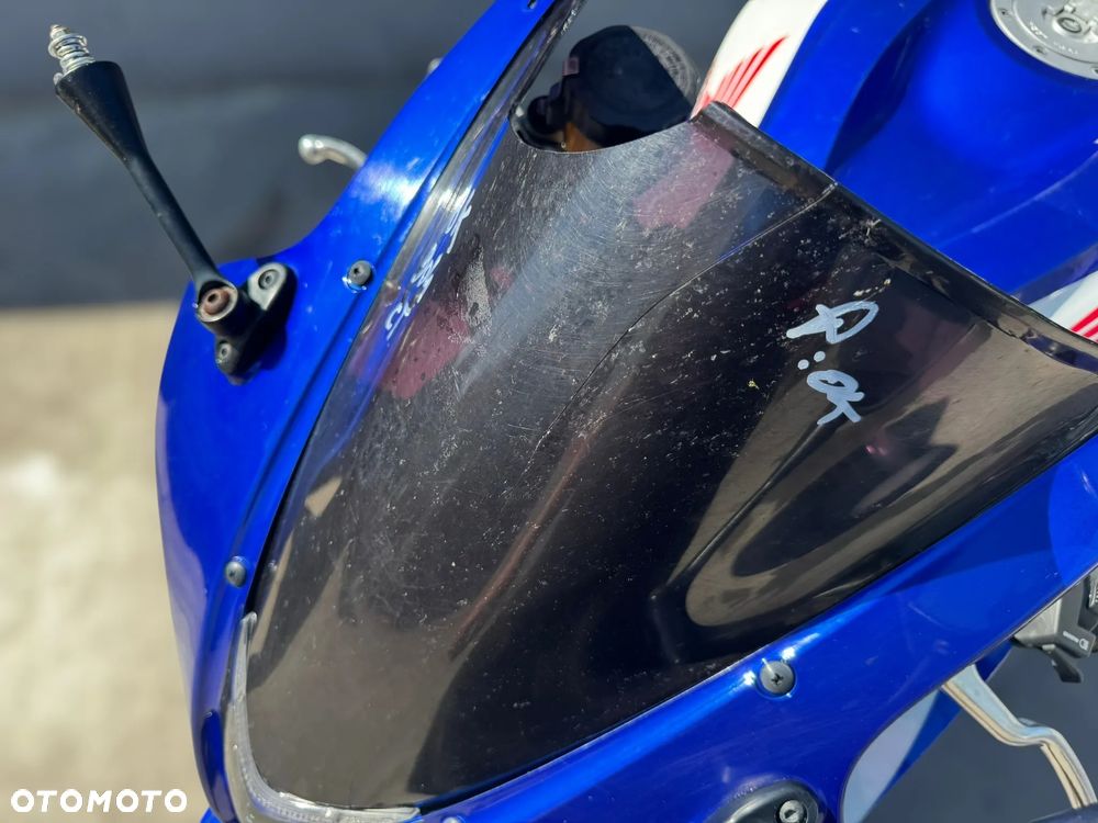 Honda CBR - 23