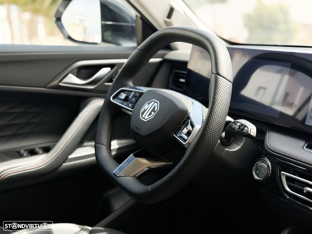 MG EHS 1.5 T-GDI Plug-in Hybrid Luxury - 38