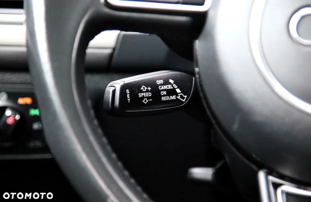 Audi A6 Avant 2.0 TDI quattro S tronic - 30