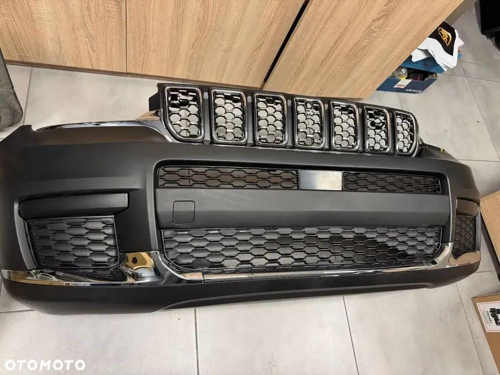 Jeep Grand Cherokee WL 21- zderzak maska - 1