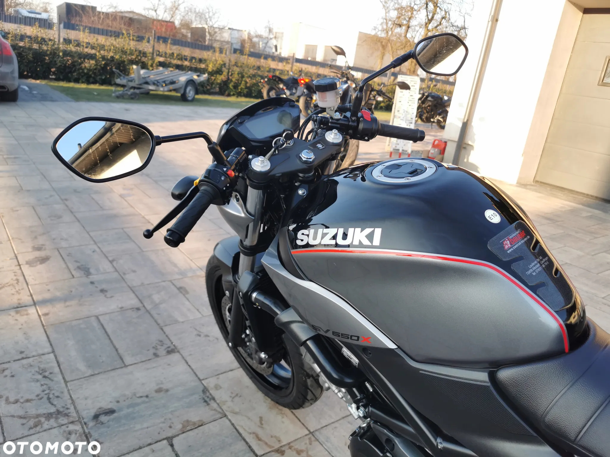 Suzuki SV - 9
