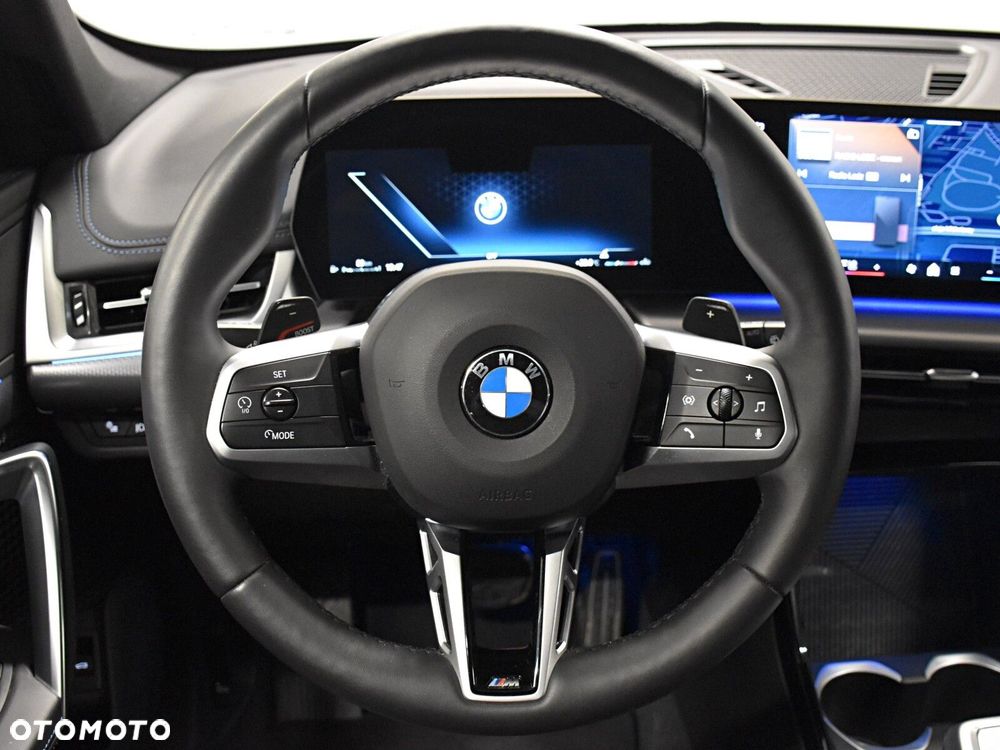 BMW X1 - 16