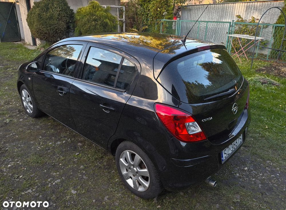 Opel Corsa 1.4 16V Color Edition - 10