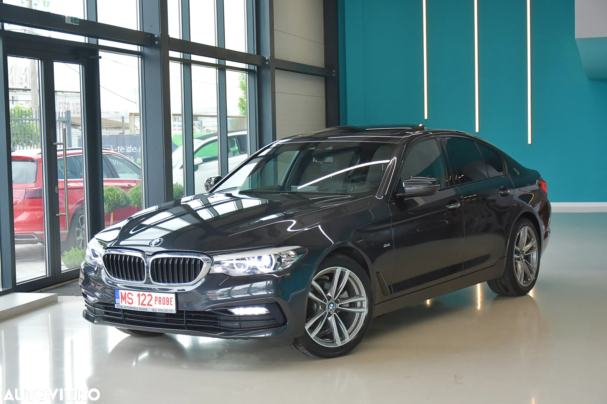 BMW Seria 5 520d xDrive Aut. Sport Line - 2