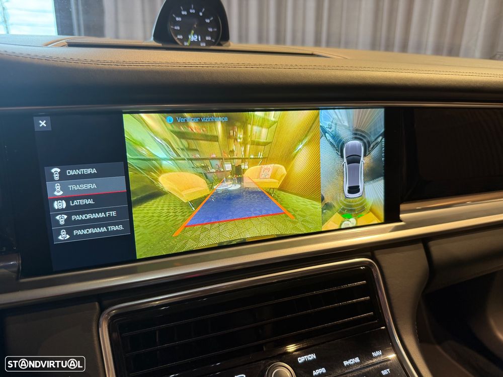 Porsche Panamera Sport Turismo 4 E-Hybrid Platinum Edition - 45