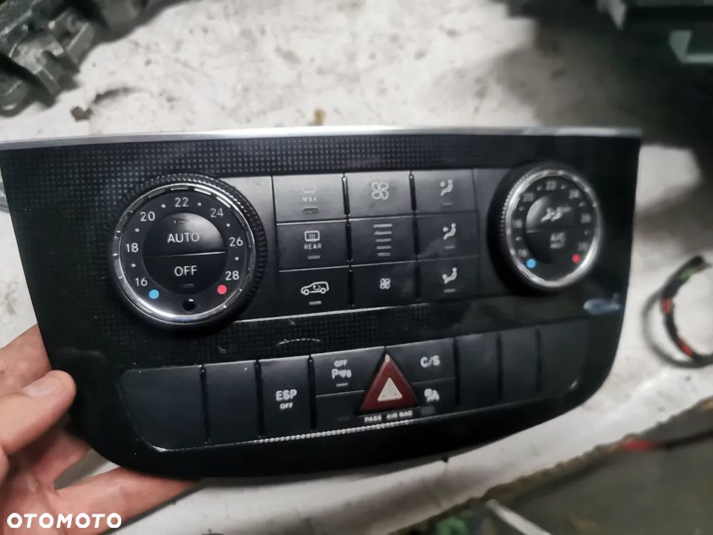 PANEL KLIMATYZACJI MERCEDES R W251 KOMPLET 3.0 CDI - 1
