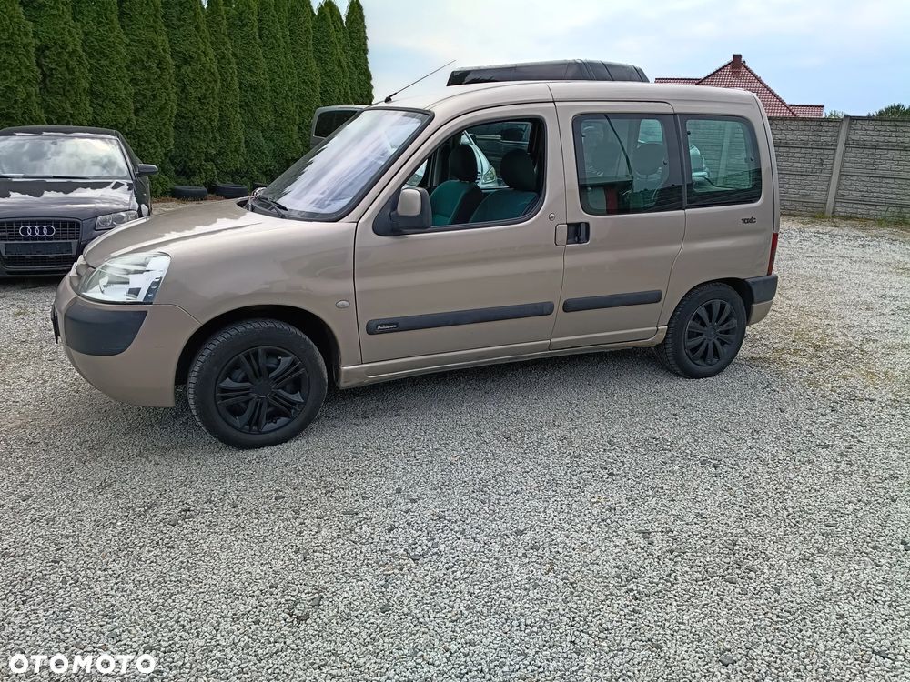 Citroën Berlingo 1.6i Pakiet Plus - 23