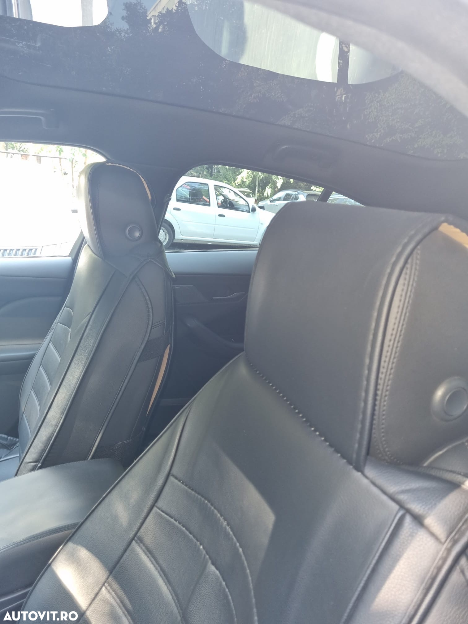 Jaguar I-Pace EV400 AWD R-DYNAMIC HSE - 39