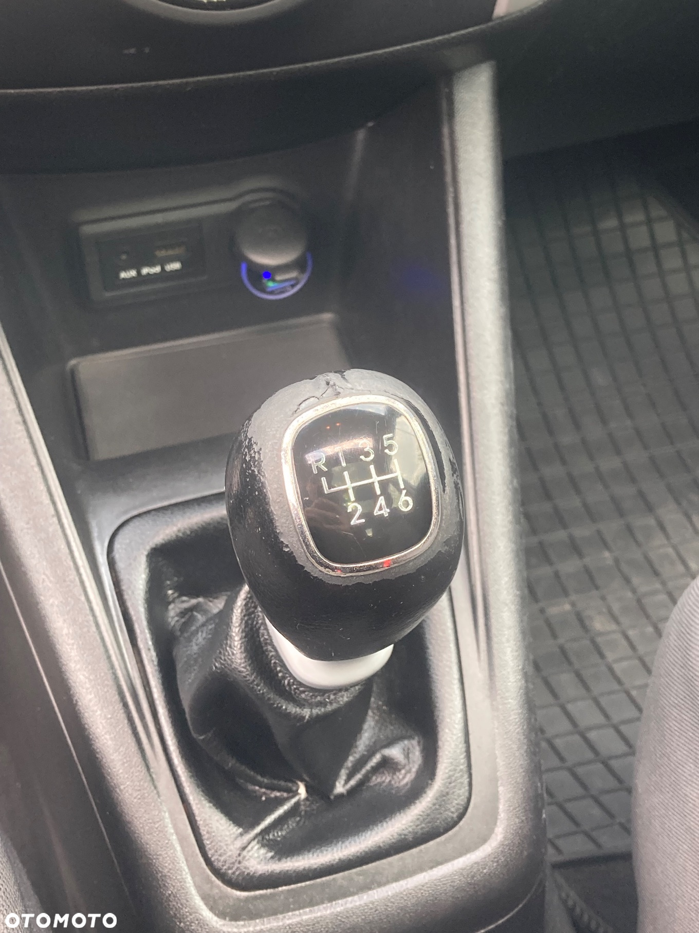 Kia Venga 1.6 CRDi L - 14