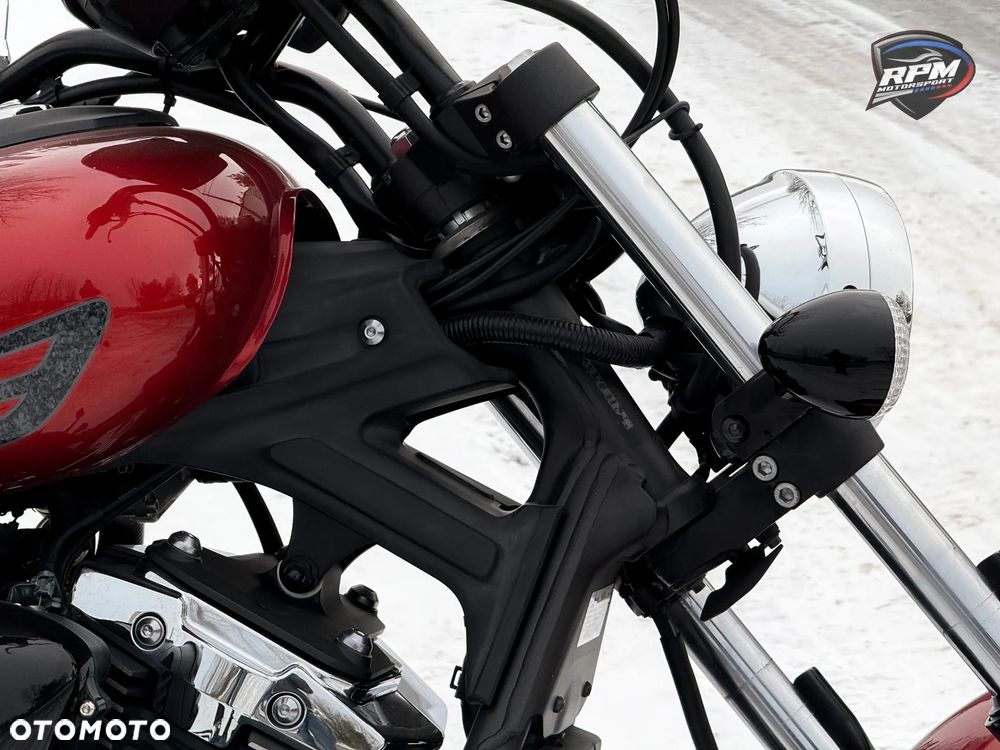 Yamaha XVS - 9