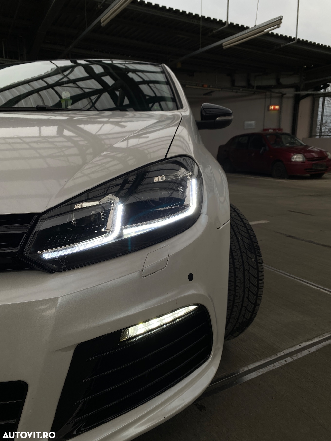 Volkswagen Golf 2.0 TDI Sportline DSG - 12