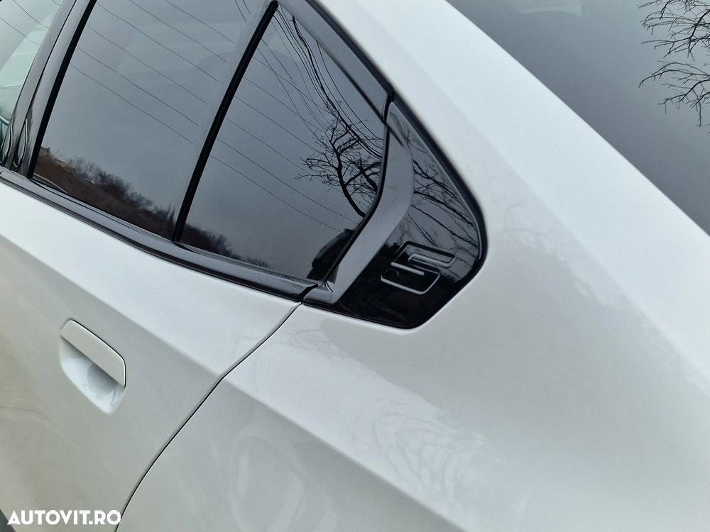 BMW Seria 5 520i Aut. - 14