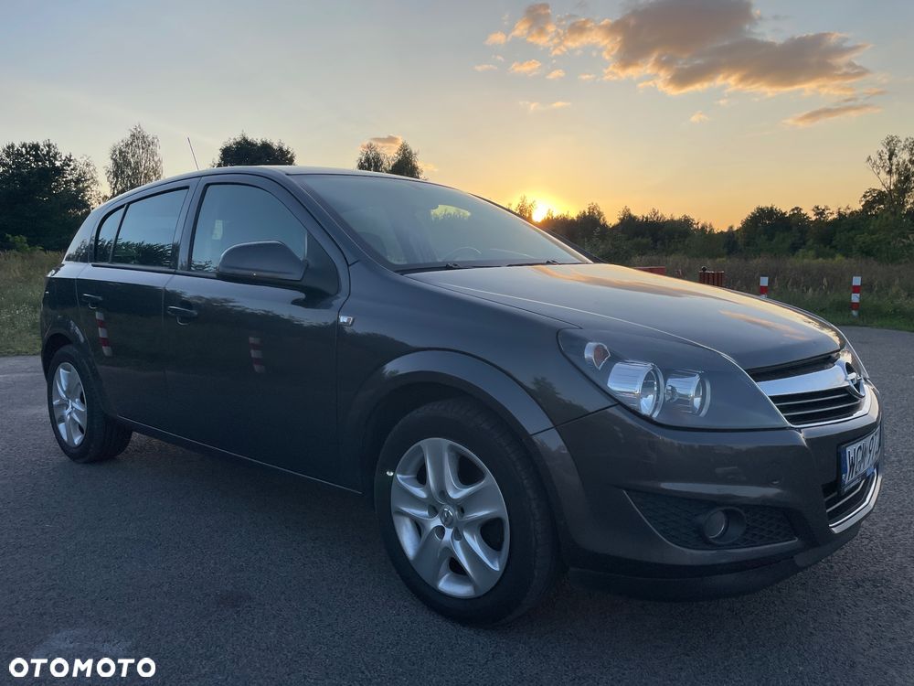 Opel Astra 1.6 Enjoy - 2