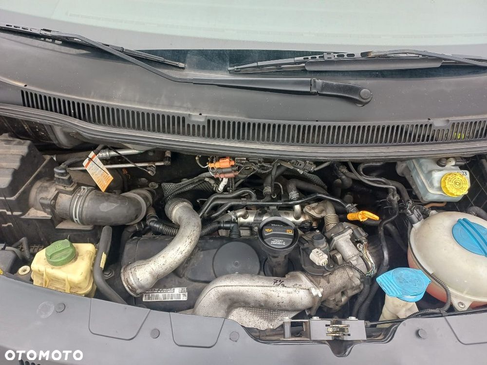 Volkswagen Transporter - 9